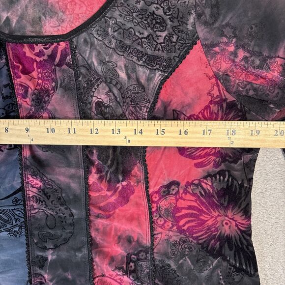 Serenade Top Women’s Size 1X Black Red Fairy Grunge Goth Vamp Tie Dye Whimsigoth - Picture 9 of 14